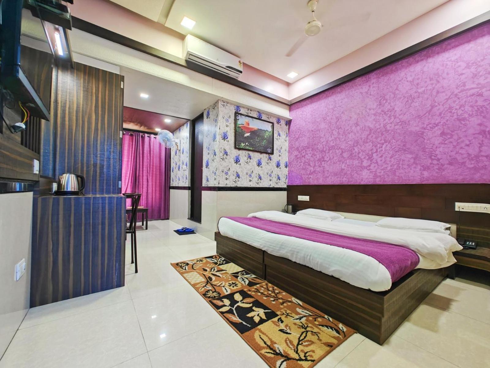 Hotel Saraswati Ābu Eksteriør billede