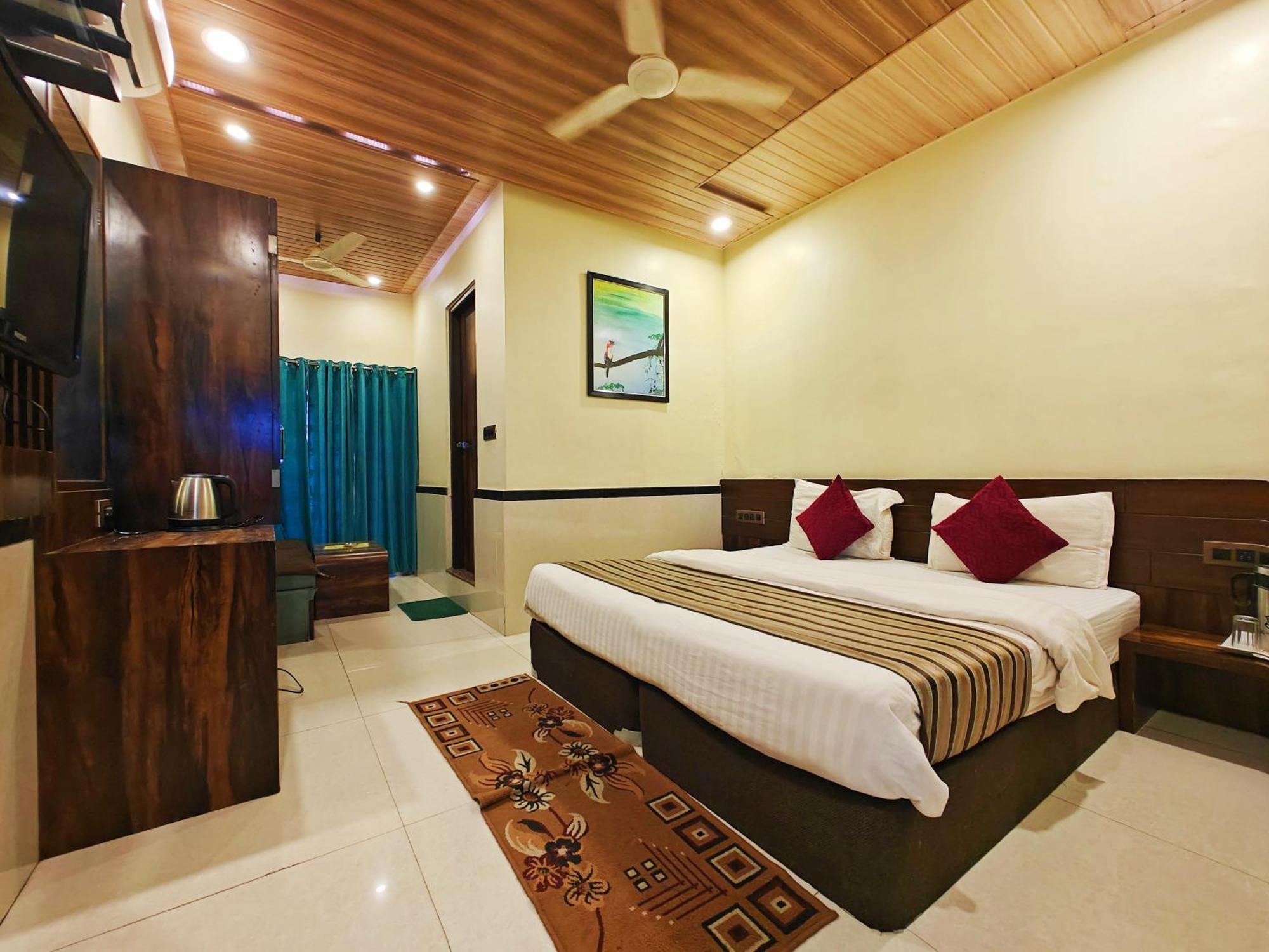 Hotel Saraswati Ābu Eksteriør billede